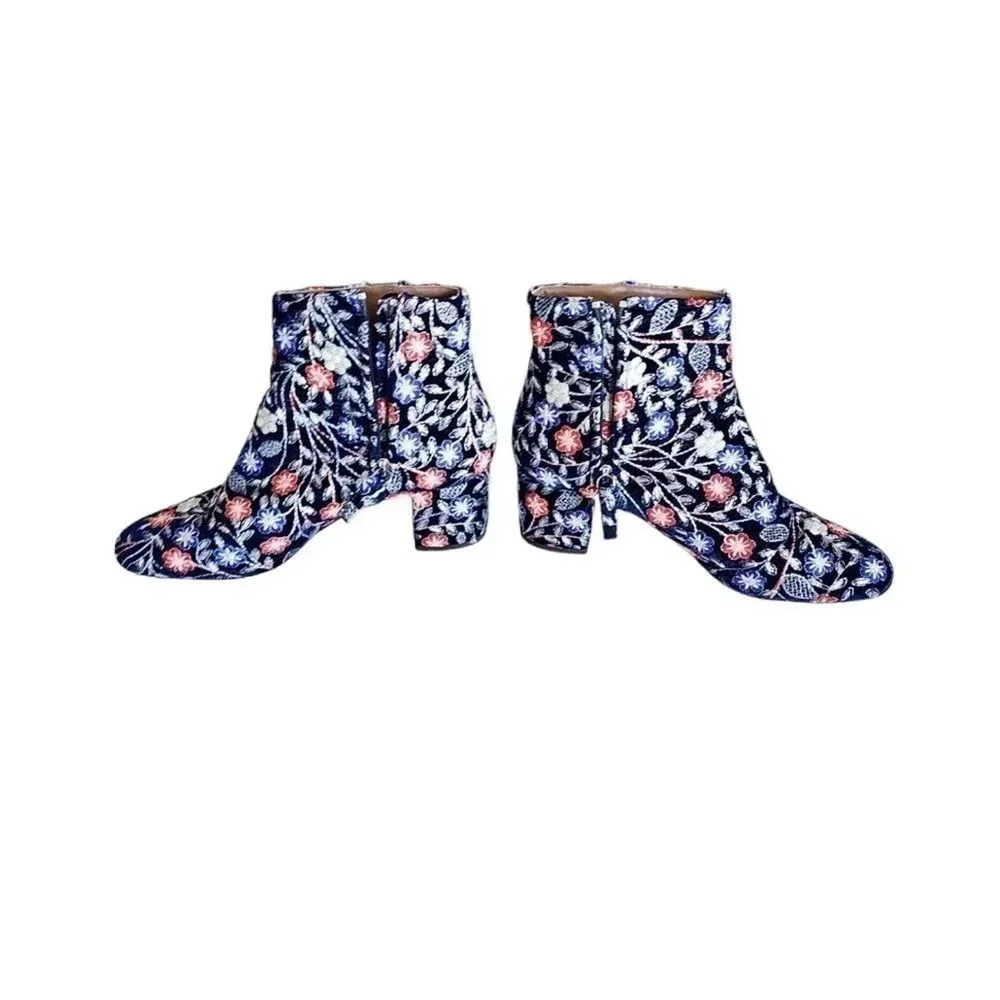Aquazzura Brooklyn Flower Embroidered Velvet Bootie Navy 8.5 - Picture 3 of 8